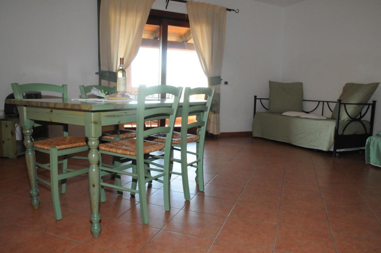 Appartement Il Borgo Di Punta Marana à Golfo Aranci Extérieur photo