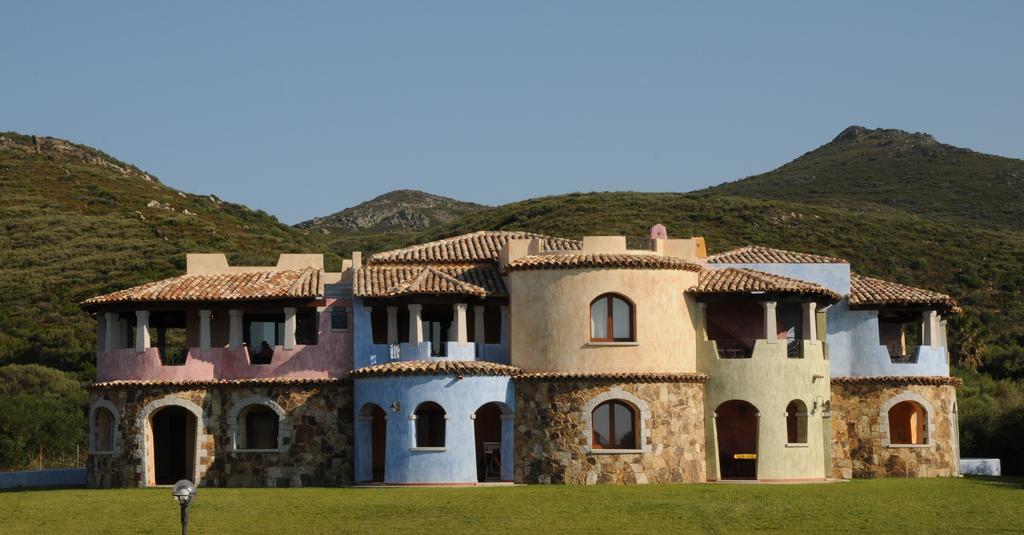 Appartement Il Borgo Di Punta Marana à Golfo Aranci Extérieur photo