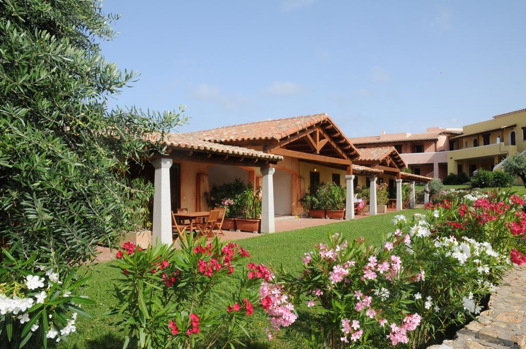 Appartement Il Borgo Di Punta Marana à Golfo Aranci Extérieur photo
