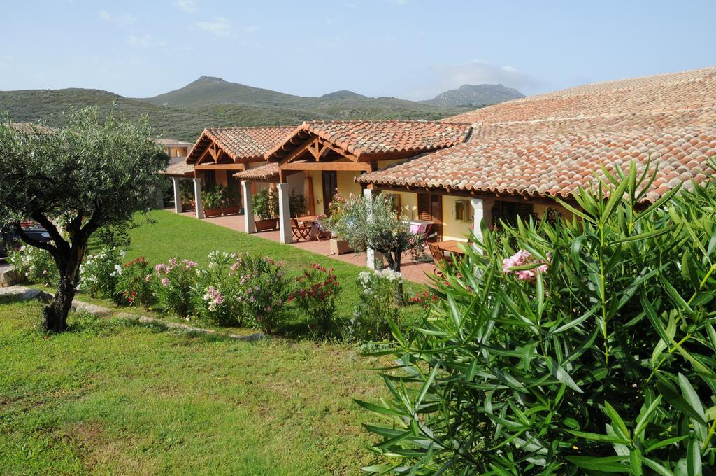 Appartement Il Borgo Di Punta Marana à Golfo Aranci Extérieur photo